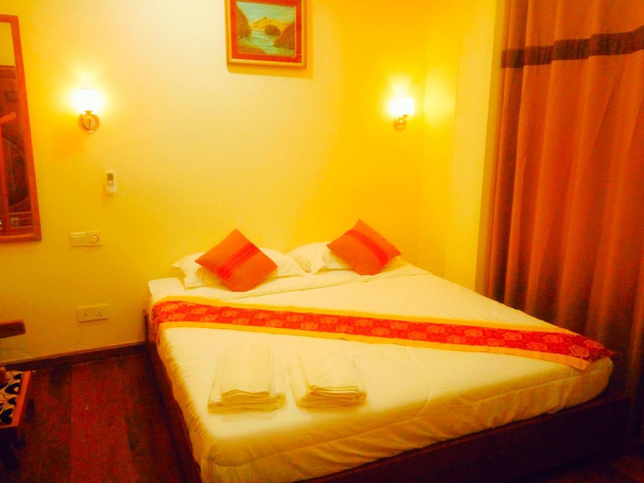 Kyaw Myanmar Hotel Gyeiktaw Ngoại thất bức ảnh